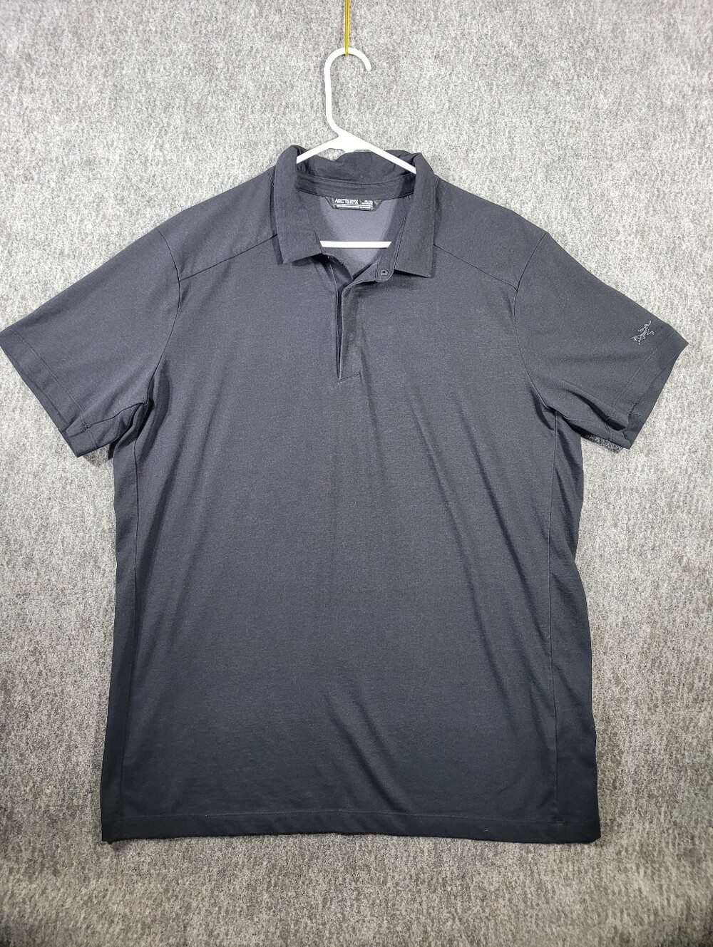 Arc'teryx Mens Captive Polo XL Black Knit Lightweight Hiking Casual Polo Shirt